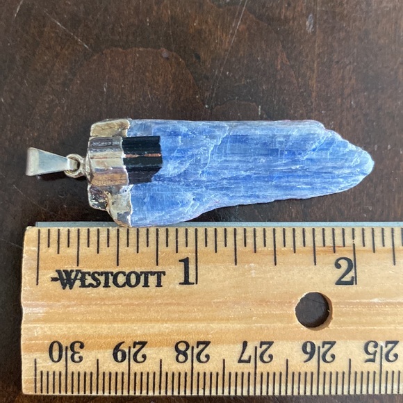 NWOT KYANITE PENDANT w/BLK TOURMALINE. 2.25” long. Approx .5” wide. AAA quality - Picture 9 of 16